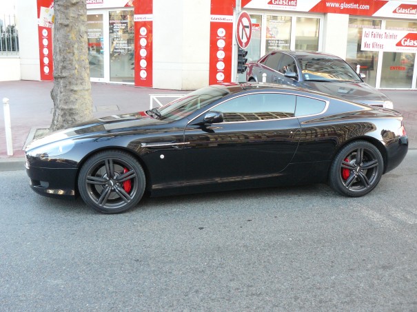 vitres teintees aston martin db9